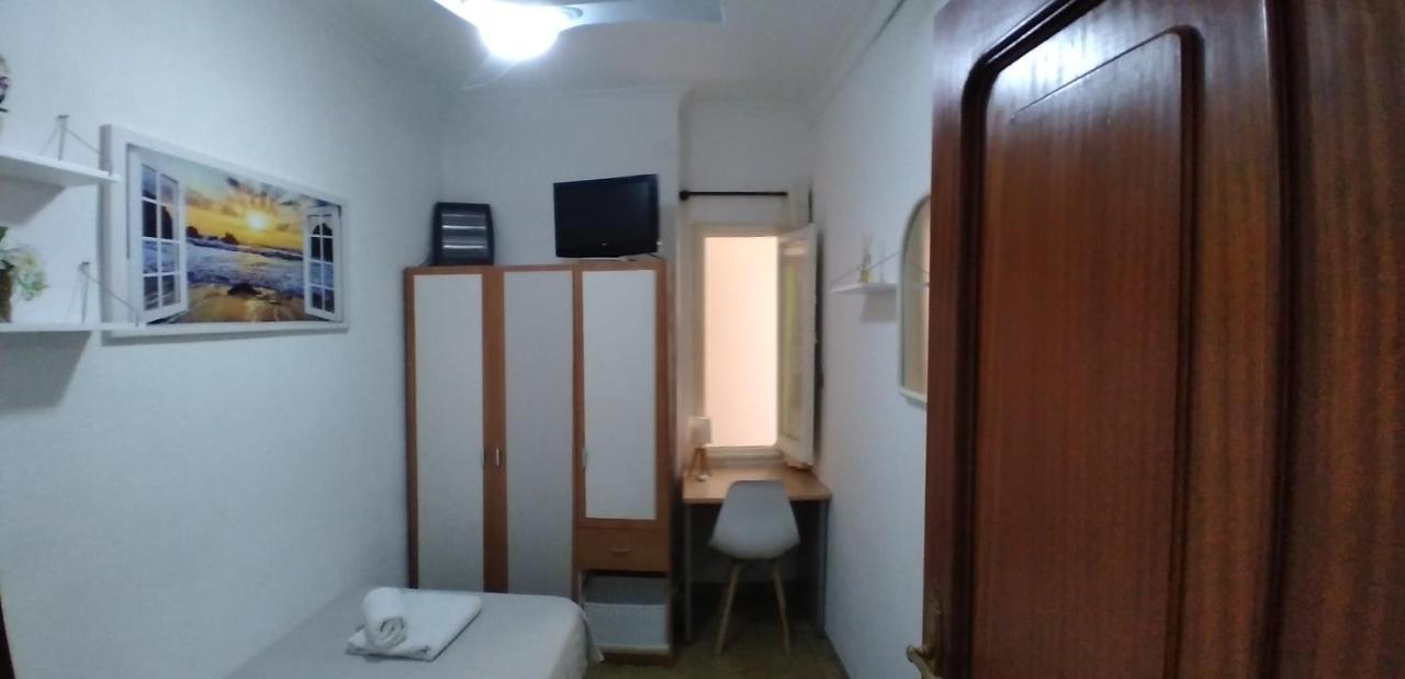 Cozy Single Room Mercado Central Αλικάντε Εξωτερικό φωτογραφία