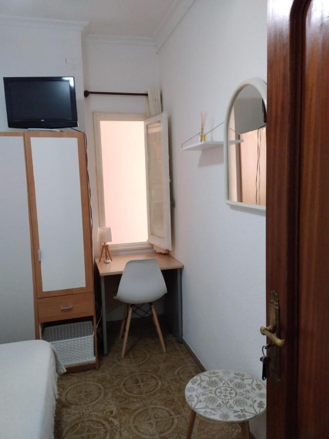 Cozy Single Room Mercado Central Αλικάντε Εξωτερικό φωτογραφία